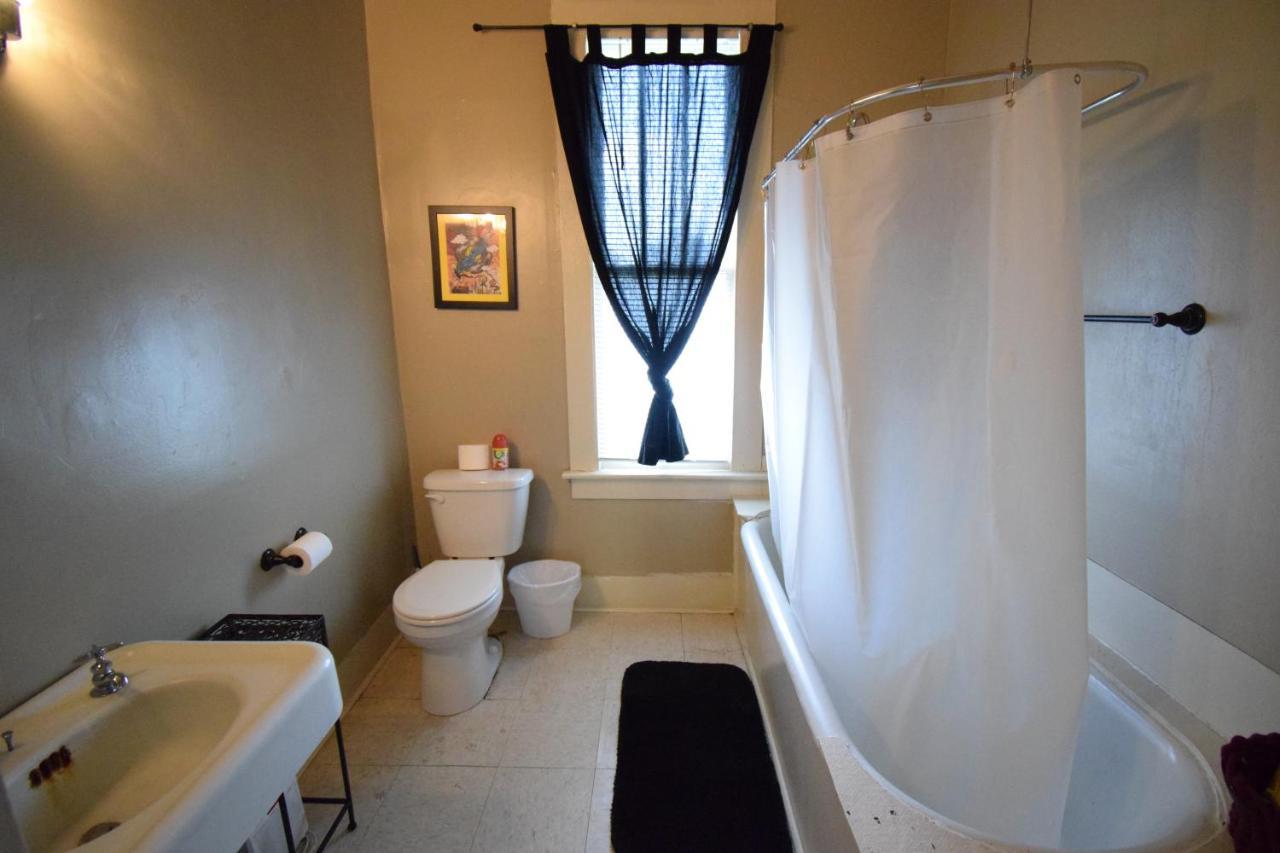 Cajun Hostel Downtown 拉法叶 外观 照片
