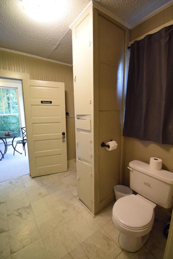 Cajun Hostel Downtown 拉法叶 外观 照片